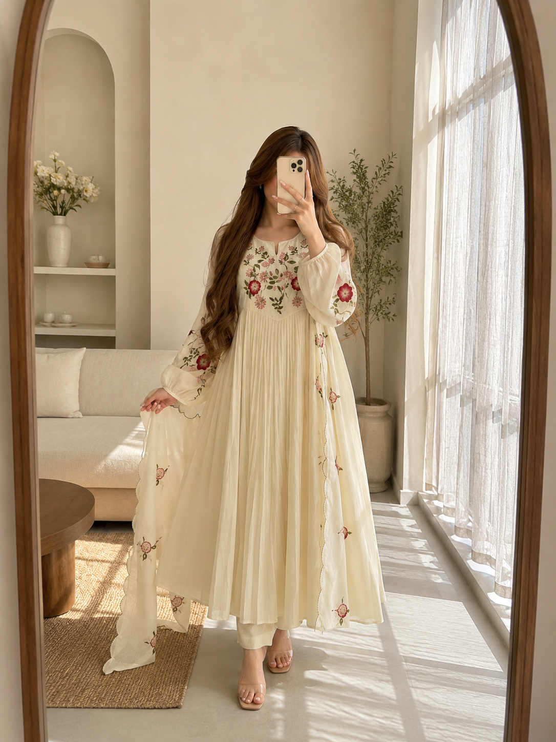 Swaraa suit set