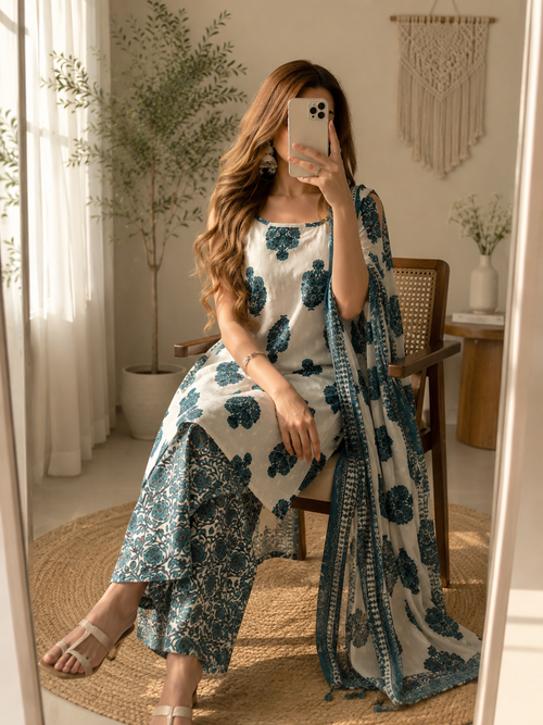 Ambalika suit set
