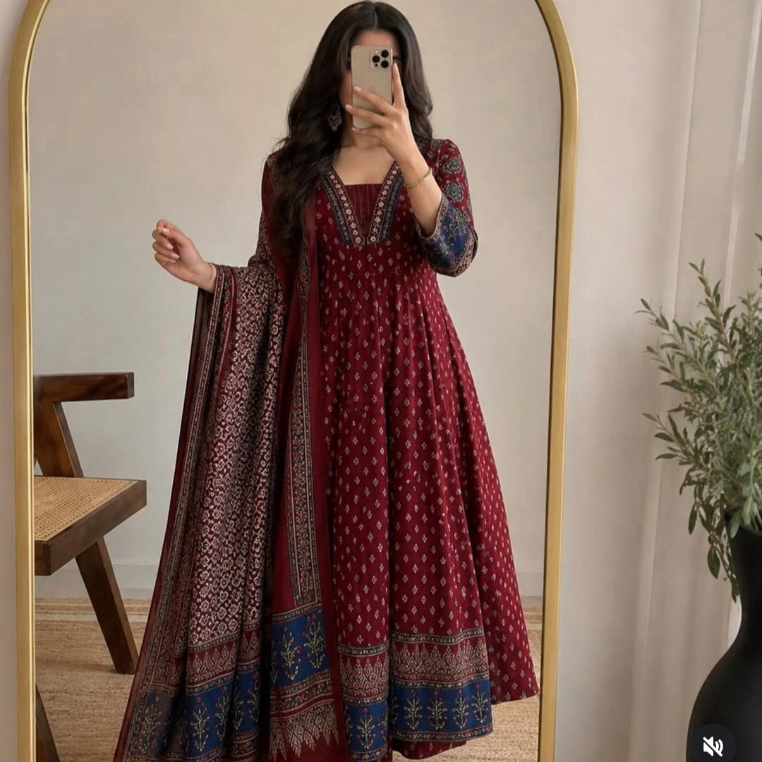 Mehreen suit set